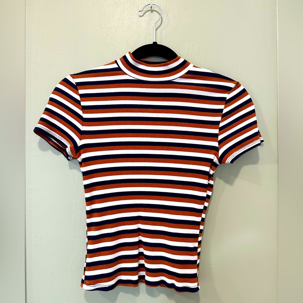 FOREVER 21 Blouse.